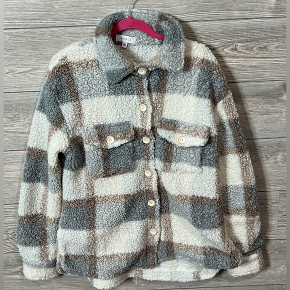 Mable Oversized Plaid Teddy Sherpa Shacket Size Medium, Cream/Gray/Brown - Picture 3 of 8